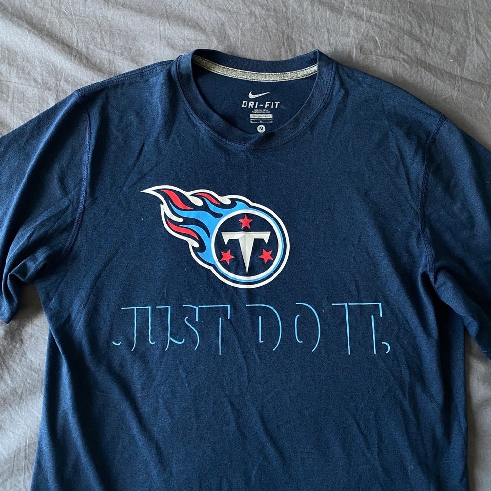 Nike Tennessee Titans Shirt